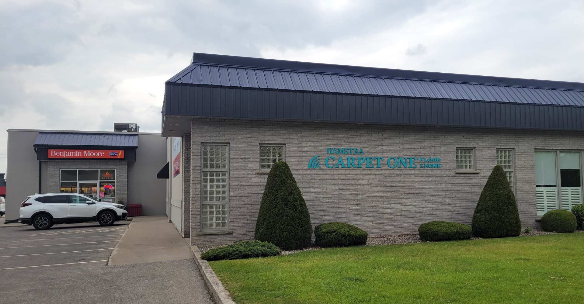 Carpet & Flooring Store in Strathroy, ON Hamstra Carpet One Floor & Home
